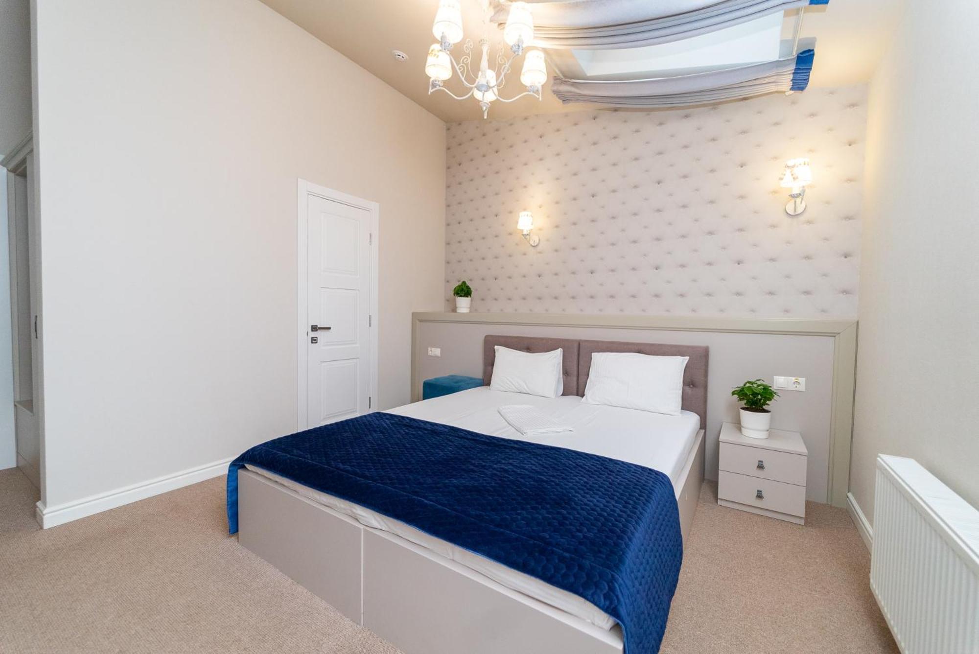 Maner Hotel Одеса Екстериор снимка