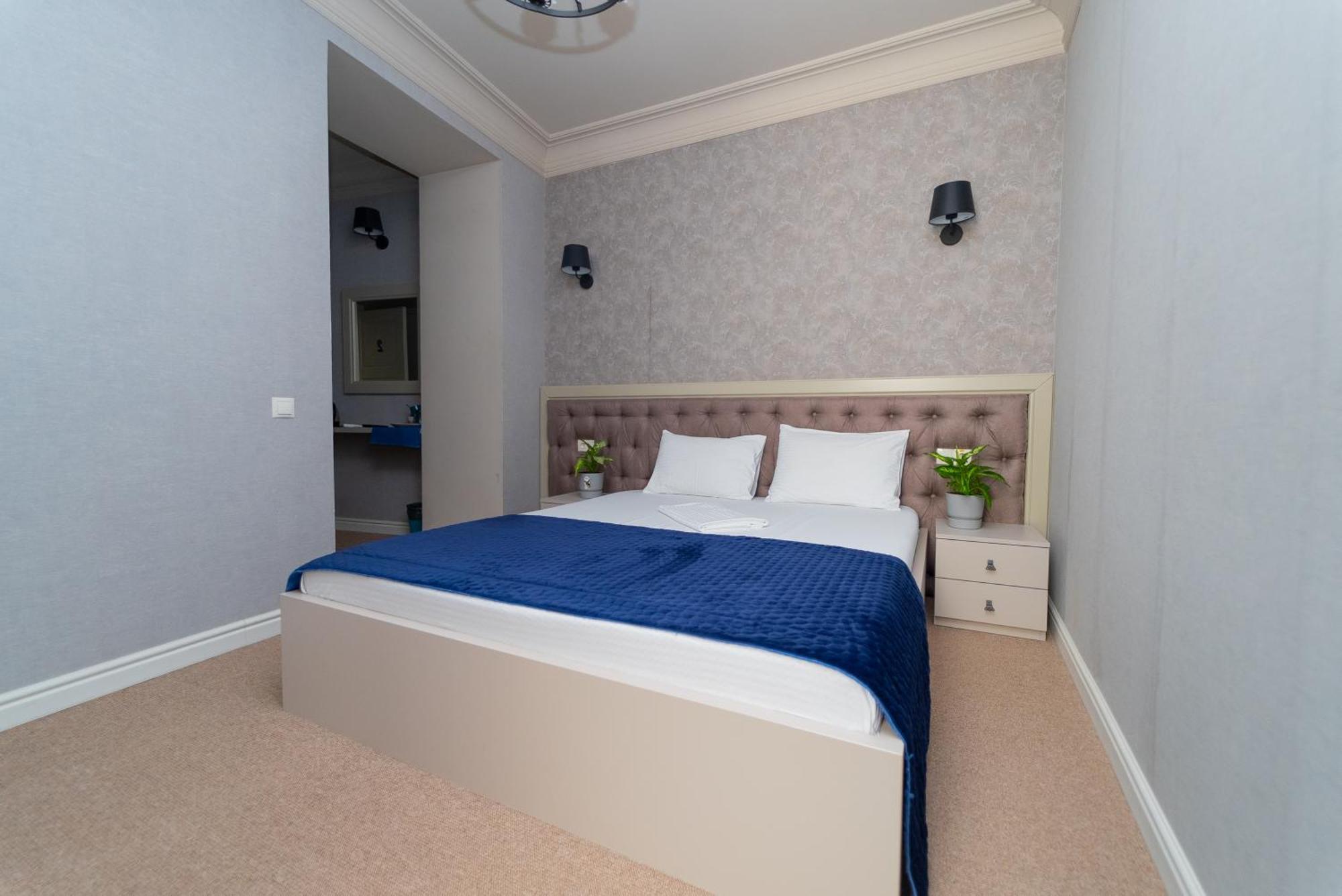 Maner Hotel Одеса Екстериор снимка